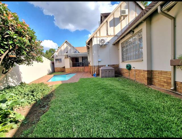 5 BEDROOM HOUSE TO LET IN BEDFORDVIEW